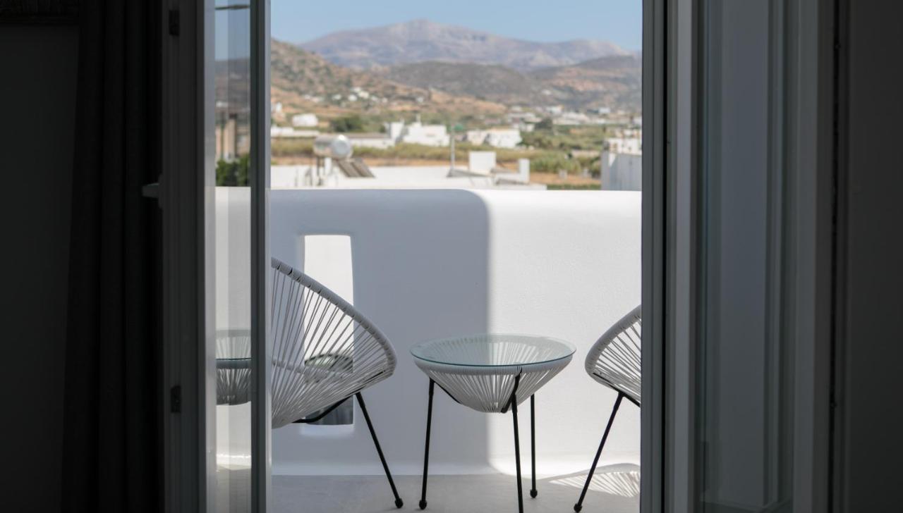 Hora Suites Naxos City ภายนอก รูปภาพ
