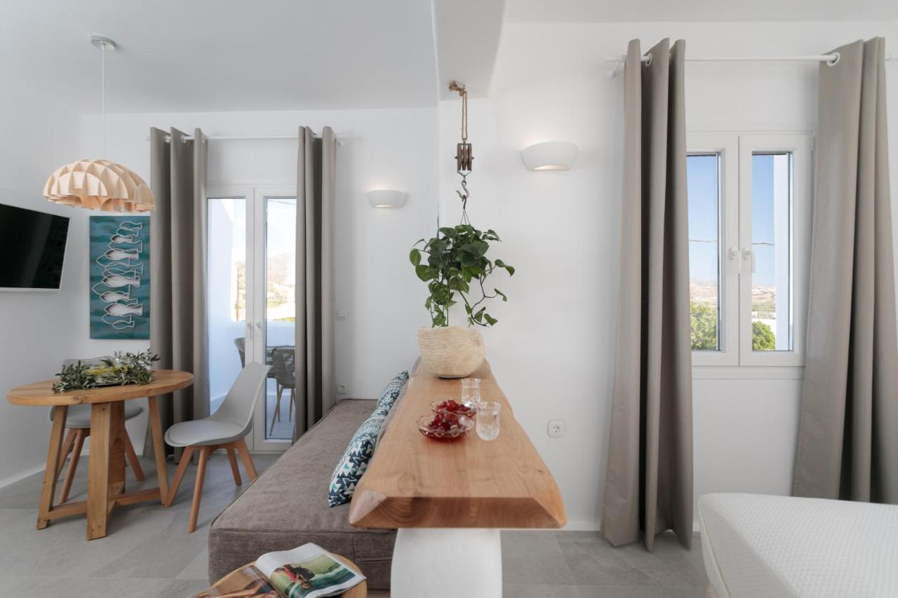 Hora Suites Naxos City ภายนอก รูปภาพ